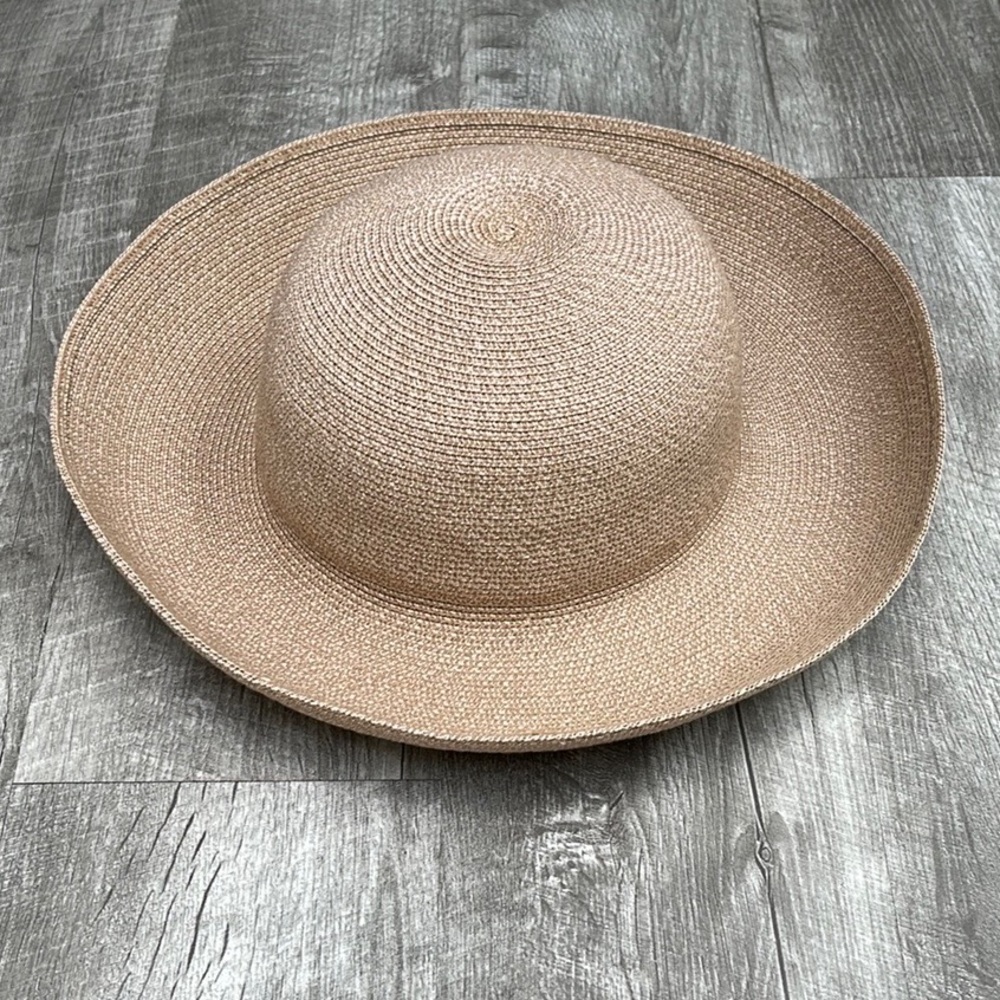 Callanan Paper Hat - Picture 7 of 13